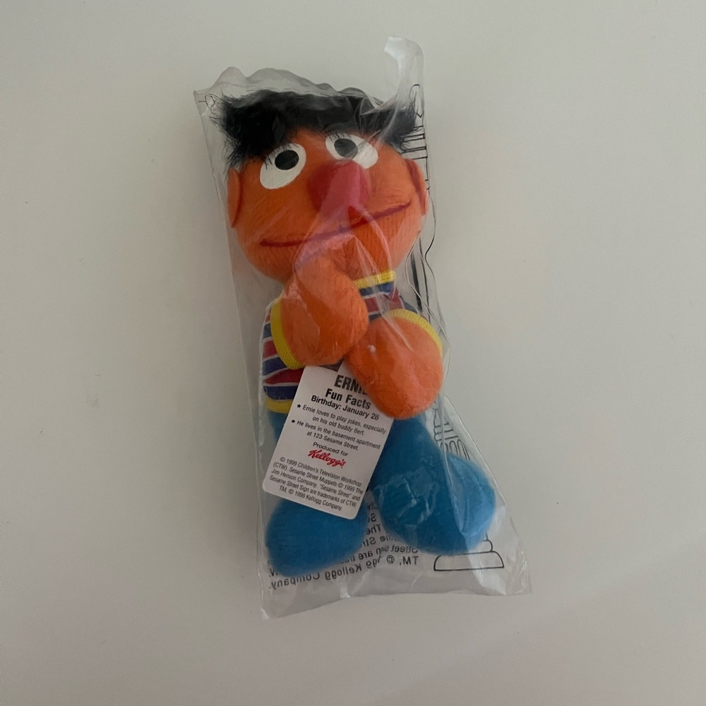 Sesame Street “Mini Beans” Ernie